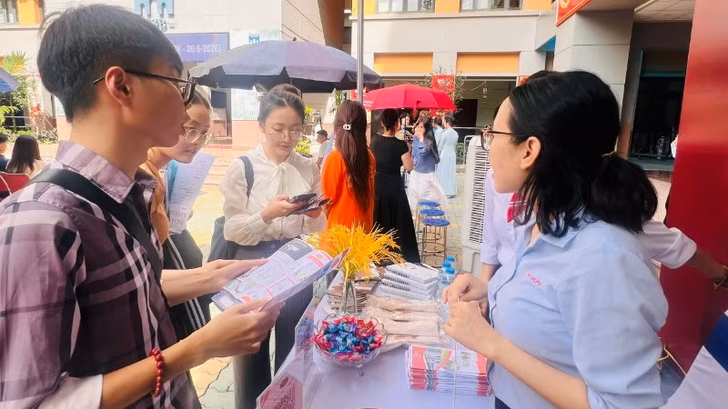 Trong khuôn khổ Tuần lễ việc làm, sinh viên được tiếp cận quy trình tuyển dụng thực tế tại doanh nghiệp.