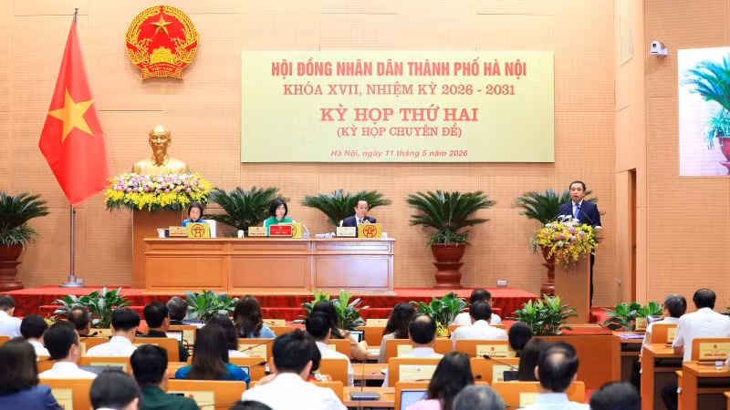 Đồng chí Trần Đức Thắng, Ủy viên Bộ Chính trị, Bí thư Thành ủy Hà Nội phát biểu chỉ đạo tại Kỳ họp chuyên đề của Hội đồng nhân dân thành phố.