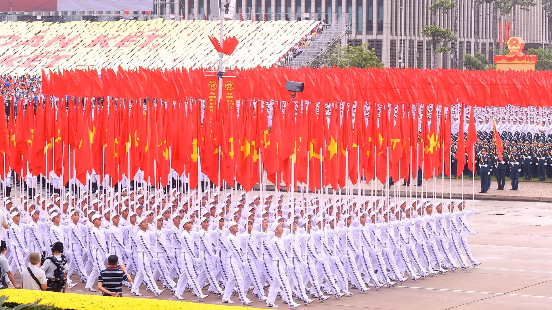 khoi-hong-ky.jpg