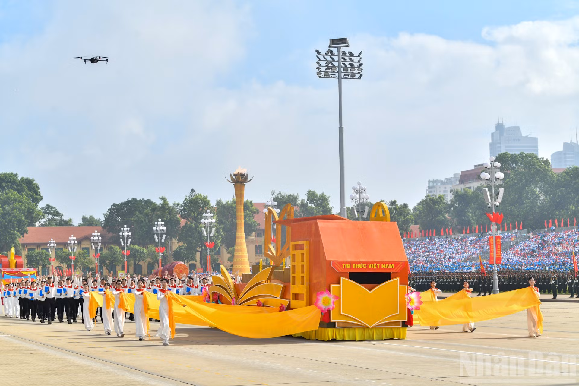 ndo_br_dieu-hanh-11-khoi-tri-thuc-vietnam.jpg