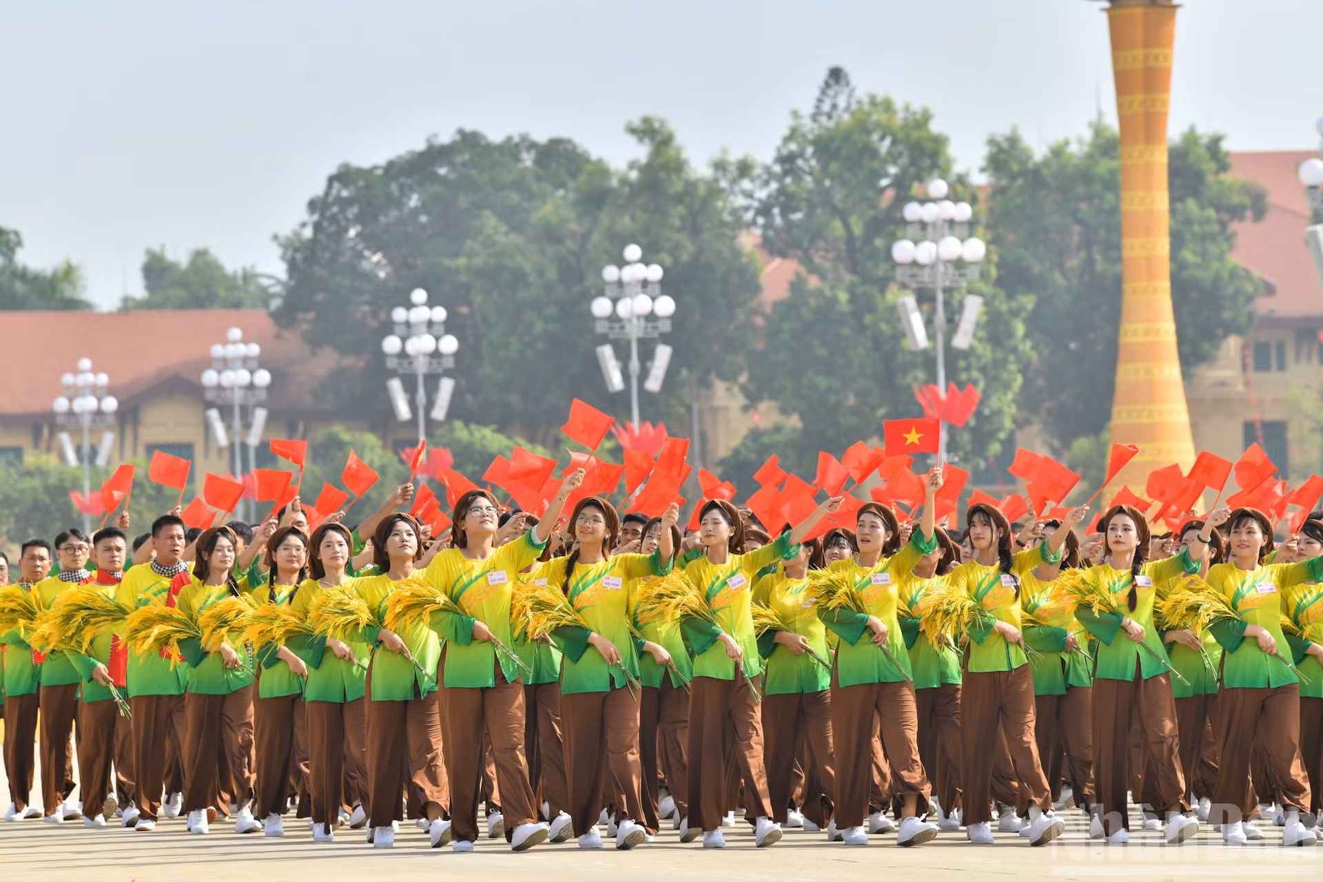 ndo_br_dieu-hanh-10-khoi-nong-nhan-vietnam.jpg