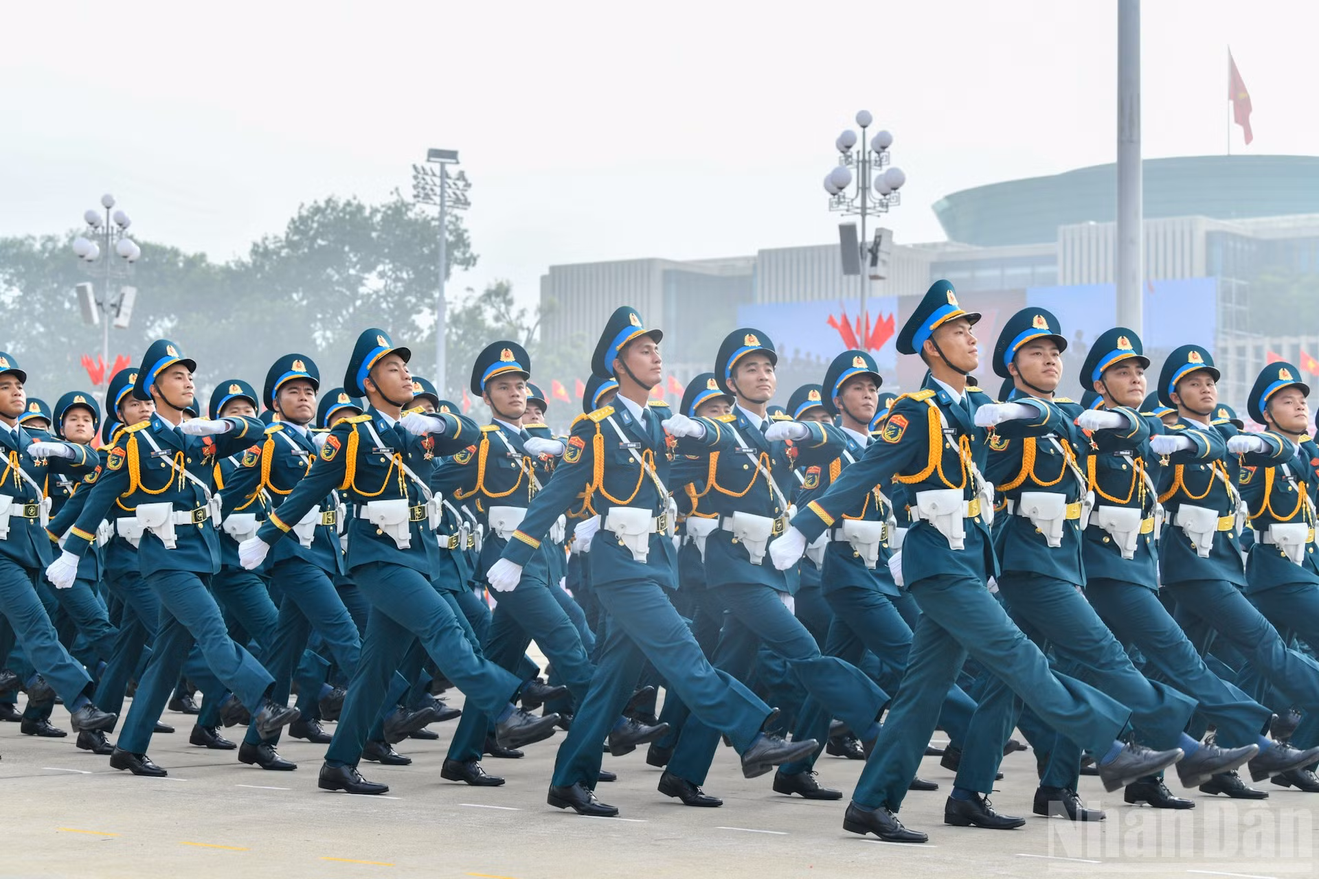 ndo_br_quan-doi-a80-8.jpg