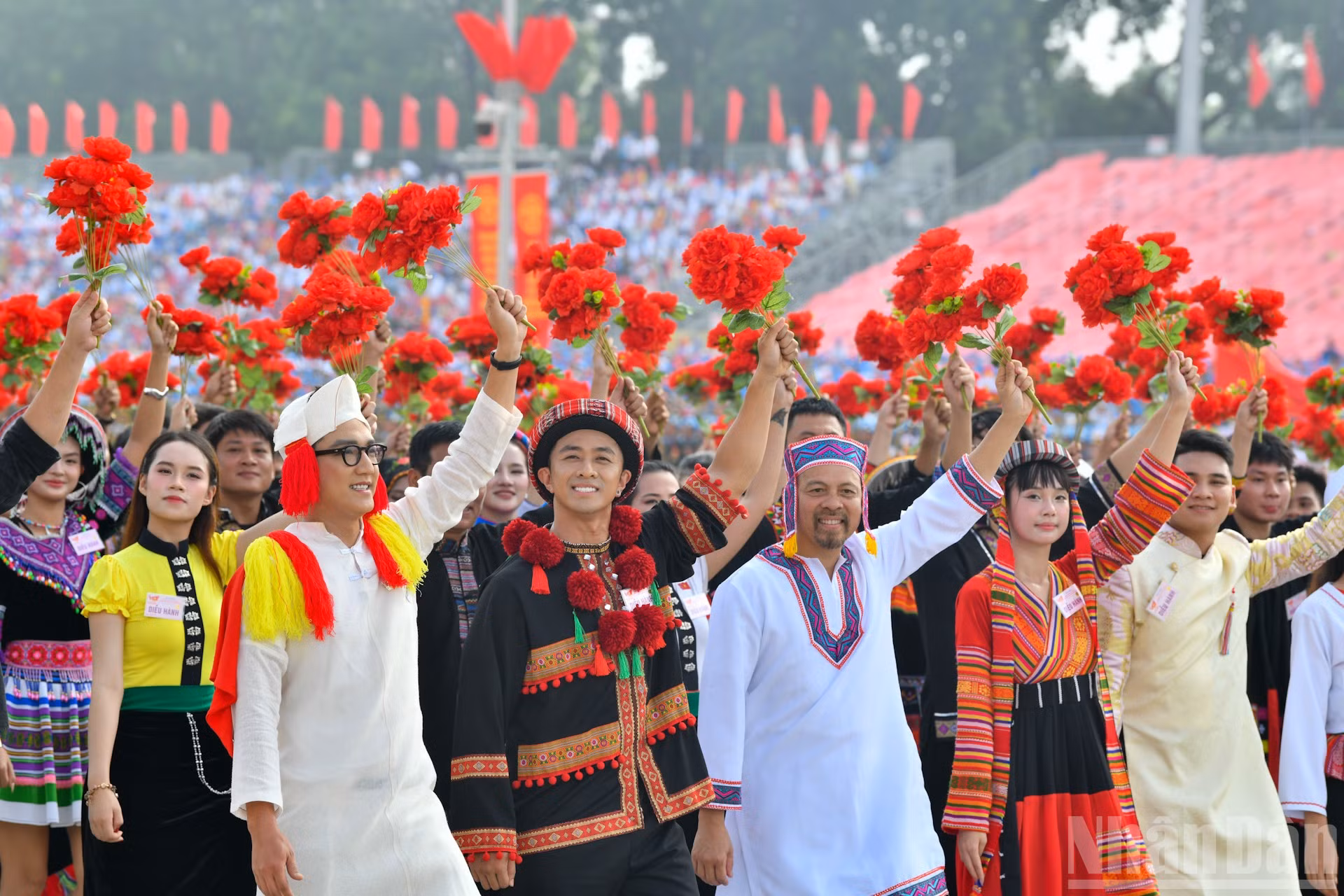 ndo_br_dieu-hanh-3-khoi-54-dan-toc.jpg