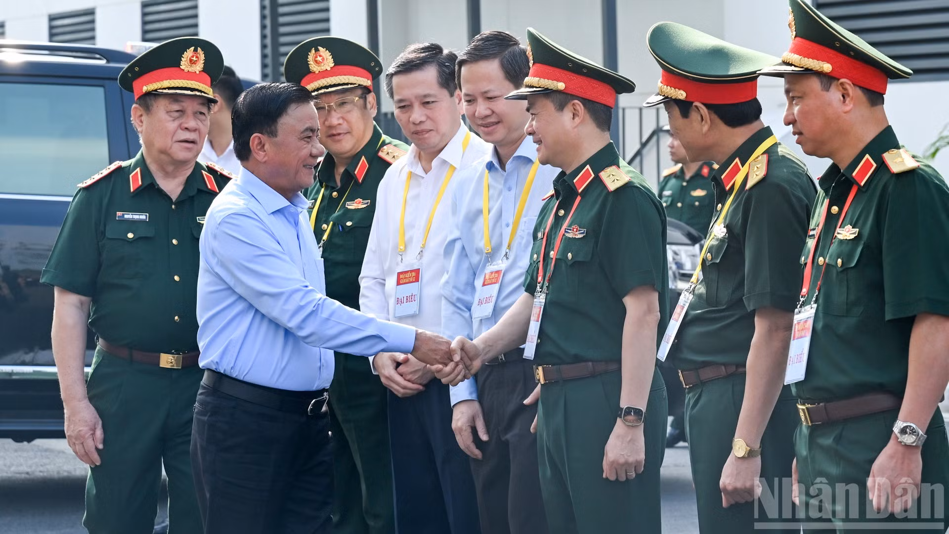 Thường trực Ban Bí thư Trần Cẩm Tú, Trưởng đoàn kiểm tra, giám sát số 12 của Bộ Chính trị làm việc với Tập đoàn Viettel. (Ảnh: DUY LINH)