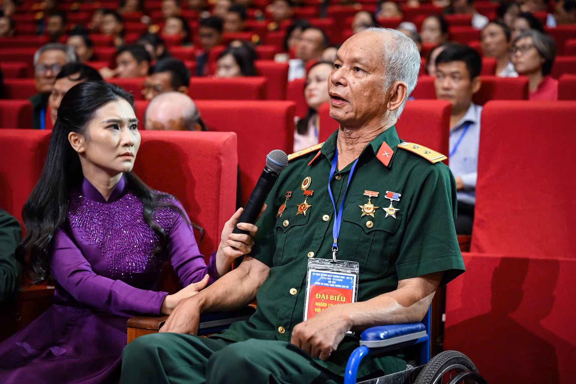 thuong-binh-le-van-luan-giao-luu-tai-chuong-trinh.jpg
