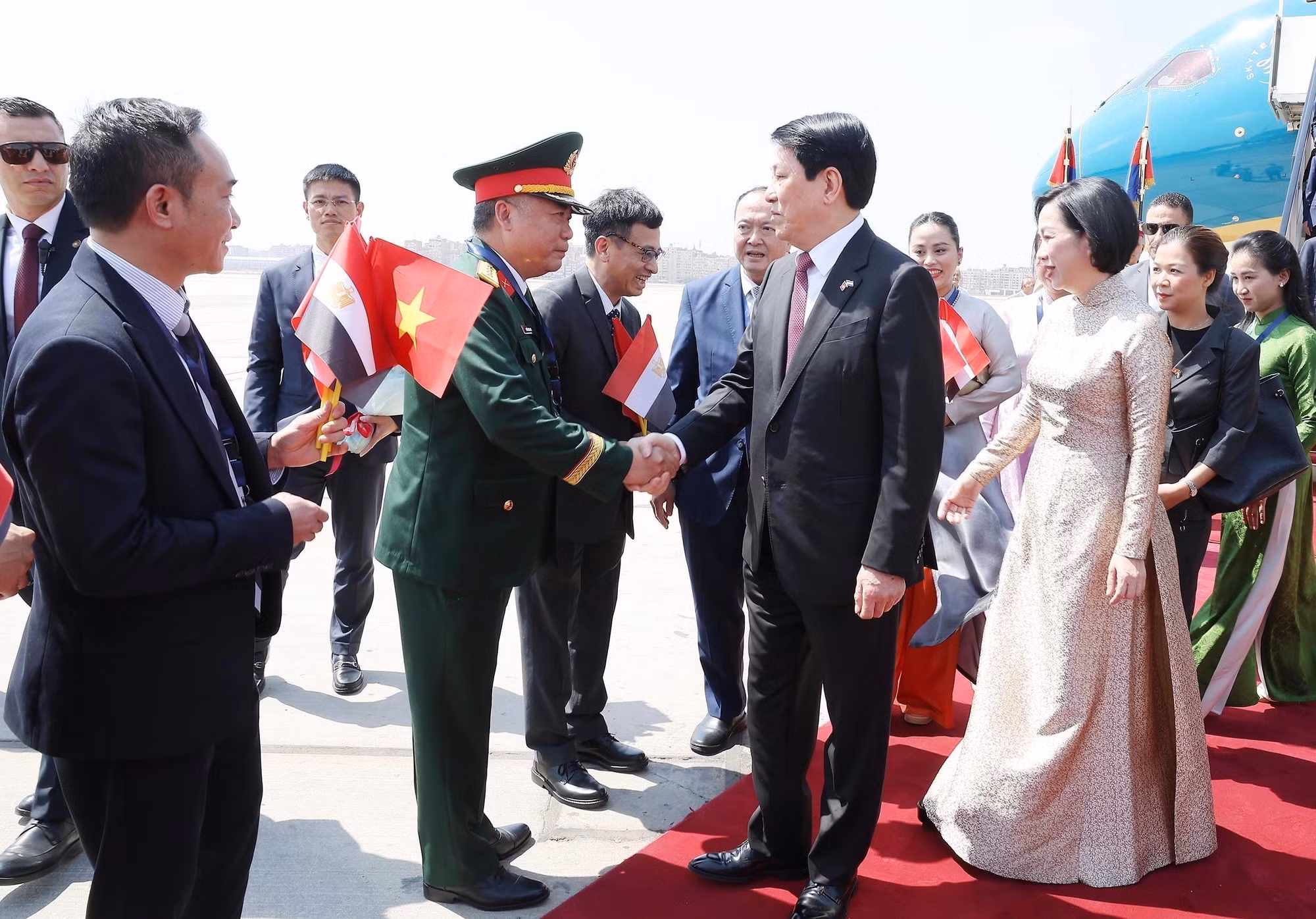 vna-potal-chu-tich-nuoc-den-cairo-bat-dau-tham-cap-nha-nuoc-ai-cap-8188157.jpg