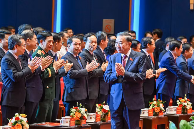 Tổng Bí thư, Chủ tịch nước Tô Lâm dự Lễ kỷ niệm 80 năm Ngày truyền thống lực lượng An ninh nhân dân (12/7/1946-12/7/2026) và đón nhận Huân chương Sao Vàng. 