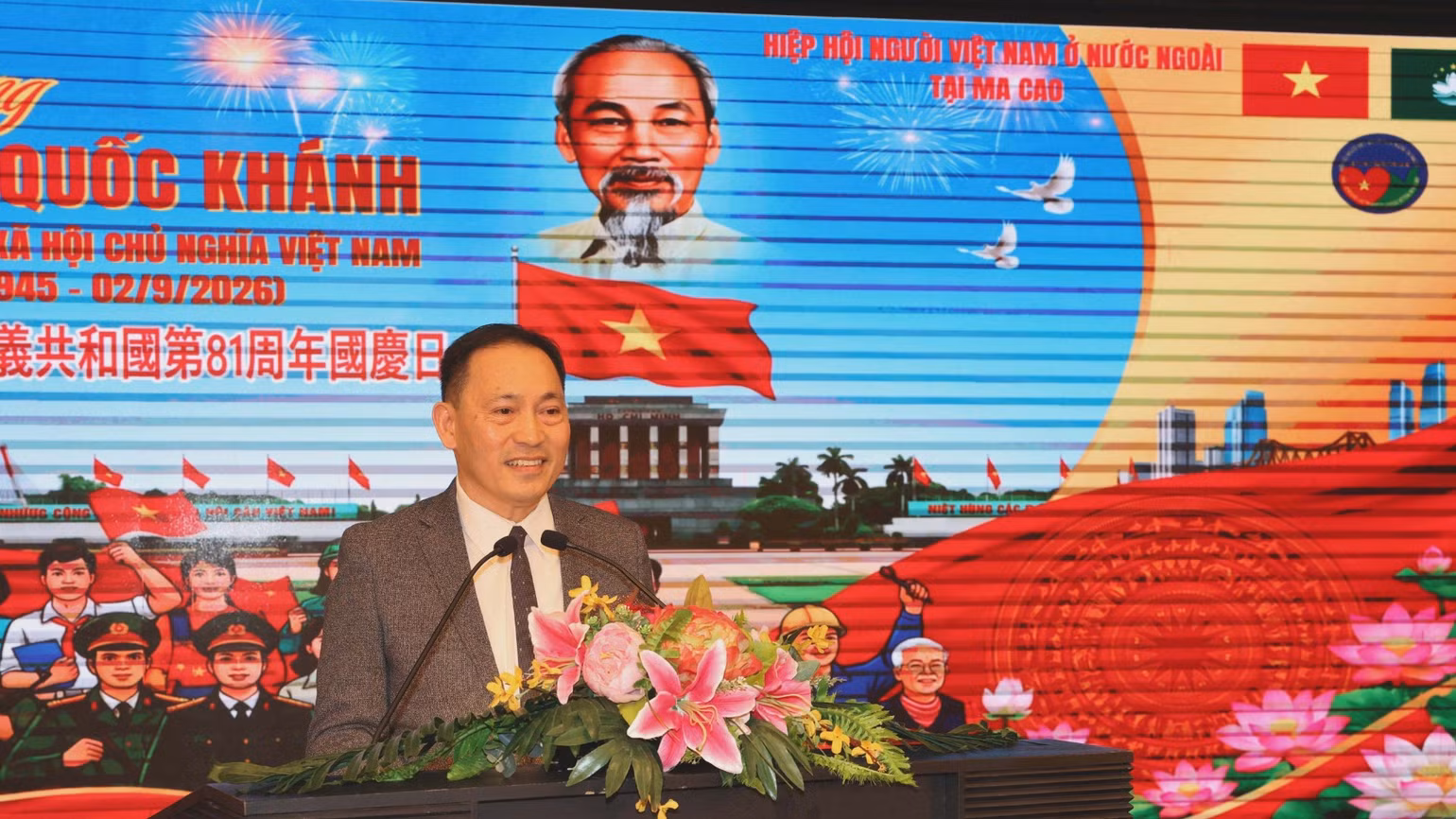 vna-potal-ky-niem-81-nam-quoc-khanh-viet-nam-tai-macau-trung-quoc-8993979-5108.jpg
