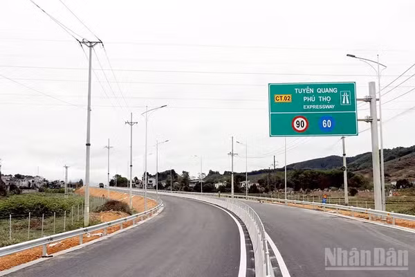 Cao tốc Tuyên Quang-Phú Thọ. (Ảnh: Báo Nhân Dân)