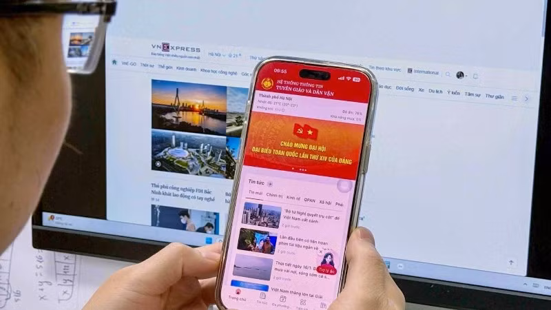 Ứng dụng di động Tuyên giáo và Dân vận đóng vai trò nền tảng trong hệ sinh thái số, đánh dấu bước tiến quan trọng trong việc đưa công tác tư tưởng, truyền thông đến gần với nhân dân. (Ảnh: Quỳnh Hoa)