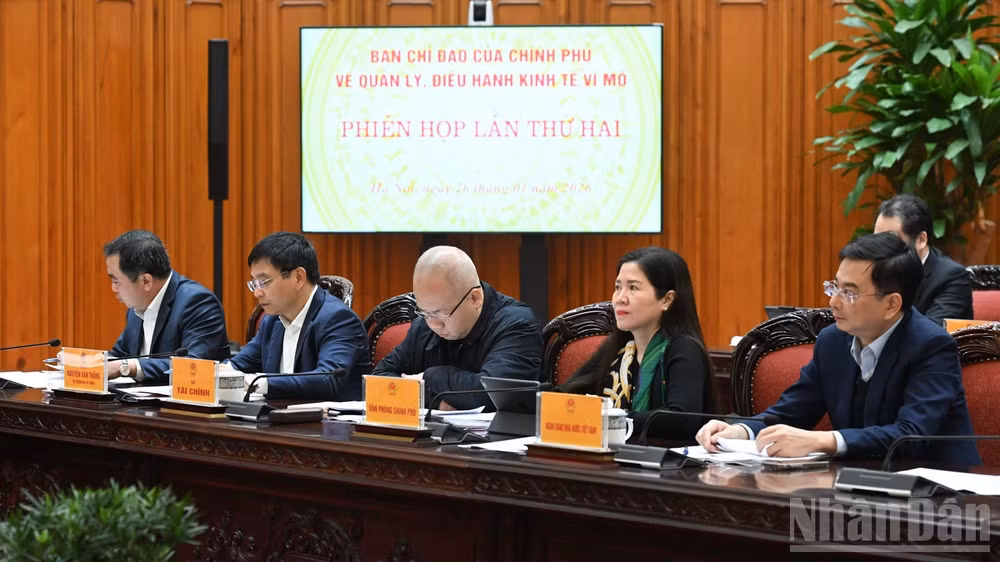 Lãnh đạo các bộ, ngành là thành viên Ban Chỉ đạo tham dự phiên họp. (Ảnh: TRẦN HẢI)