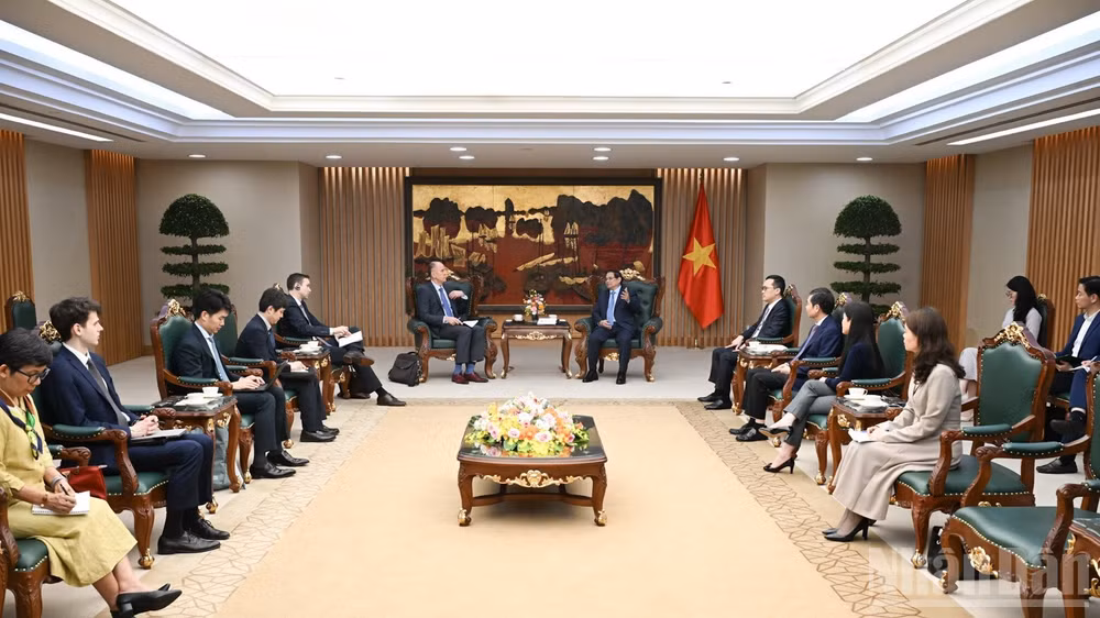 Quang cảnh buổi tiếp. (Ảnh: TRẦN HẢI)