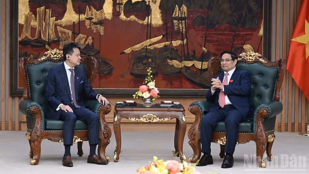 Thủ tướng Phạm Minh Chính tiếp Tổng Giám đốc Tổ chức Sở hữu trí tuệ Thế giới (WIPO) Daren Tang. (Ảnh: Trần Hải)