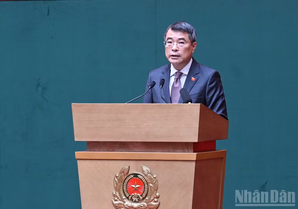Thủ tướng Chính phủ Lê Minh Hưng phát biểu ý kiến chỉ đạo tại Hội nghị. (Ảnh: TRẦN HẢI)
