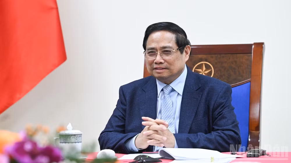 Thủ tướng Chính phủ Phạm Minh Chính trao đổi nhiều biện pháp tăng cường, làm sâu sắc hơn quan hệ hợp tác nhiều mặt giữa Việt Nam với UAE. (Ảnh: Trần Hải)