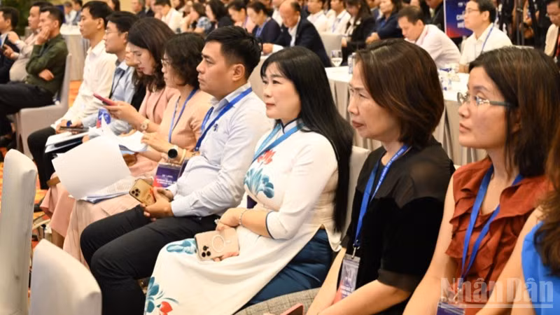 Các đại biểu tham dự "Toàn cảnh kinh tế tư nhân Việt Nam 2025". (Ảnh: TRẦN HẢI)