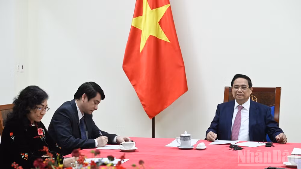 Thủ tướng Chính phủ Phạm Minh Chính đã trao đổi với Tổng thống Cộng hòa Angola João Manuel Gonçalves Lourenço nhiều biện pháp thúc đẩy quan hệ Việt Nam và Angola phát triển mạnh mẽ, đi vào chiều sâu và thực chất. (Ảnh: Trần Hải)