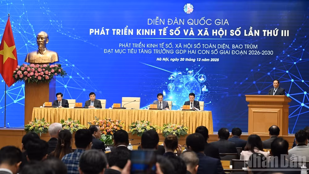 Quang cảnh diễn đàn. (Ảnh: Trần Hải)