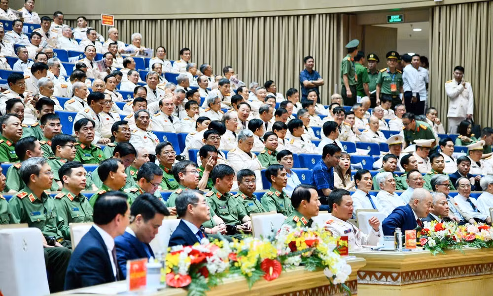 Thủ tướng Chính phủ Lê Minh Hưng và các đại biểu tham dự buổi lễ. (Ảnh: THANH GIANG)