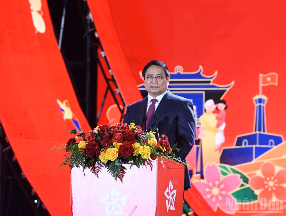 Thủ tướng Chính phủ Phạm Minh Chính phát biểu ý kiến tại Lễ bế mạc Hội chợ Mùa Xuân lần thứ nhất năm 2026. (Ảnh: Trần Hải)