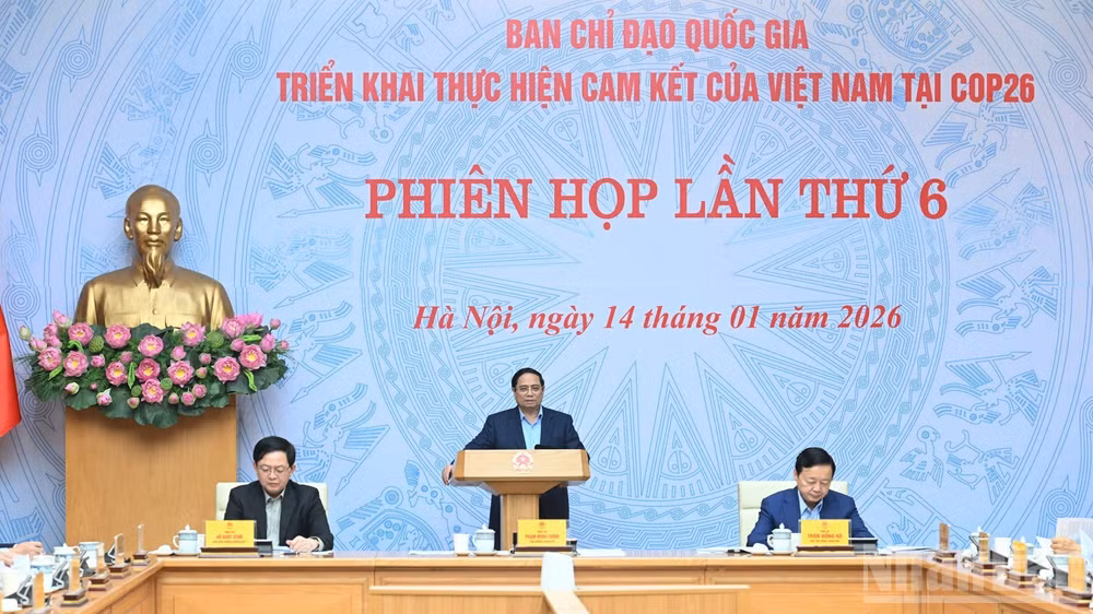 Thủ tướng Chính phủ Phạm Minh Chính chủ trì Phiên họp lần thứ 6 của Ban Chỉ đạo quốc gia triển khai thực hiện cam kết của Việt Nam tại COP26. (Ảnh: TRẦN HẢI)