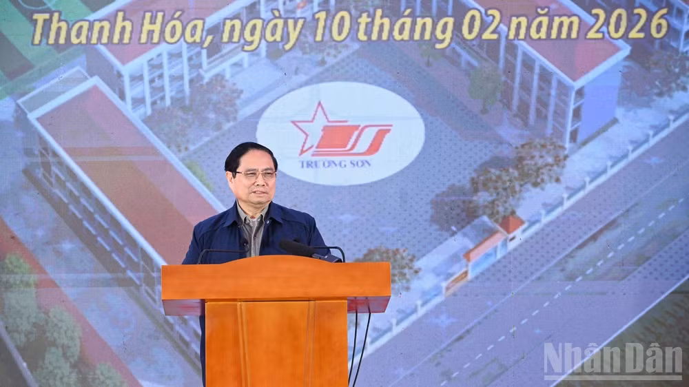 ndo_br_a8-2428.jpg