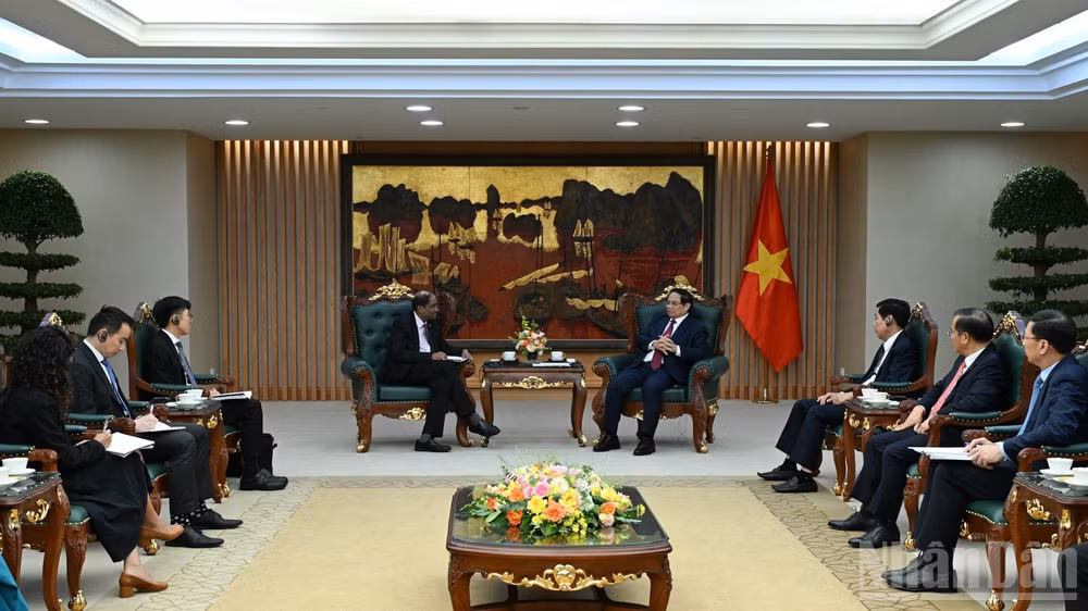 Quang cảnh buổi tiếp. (Ảnh: TRẦN HẢI)