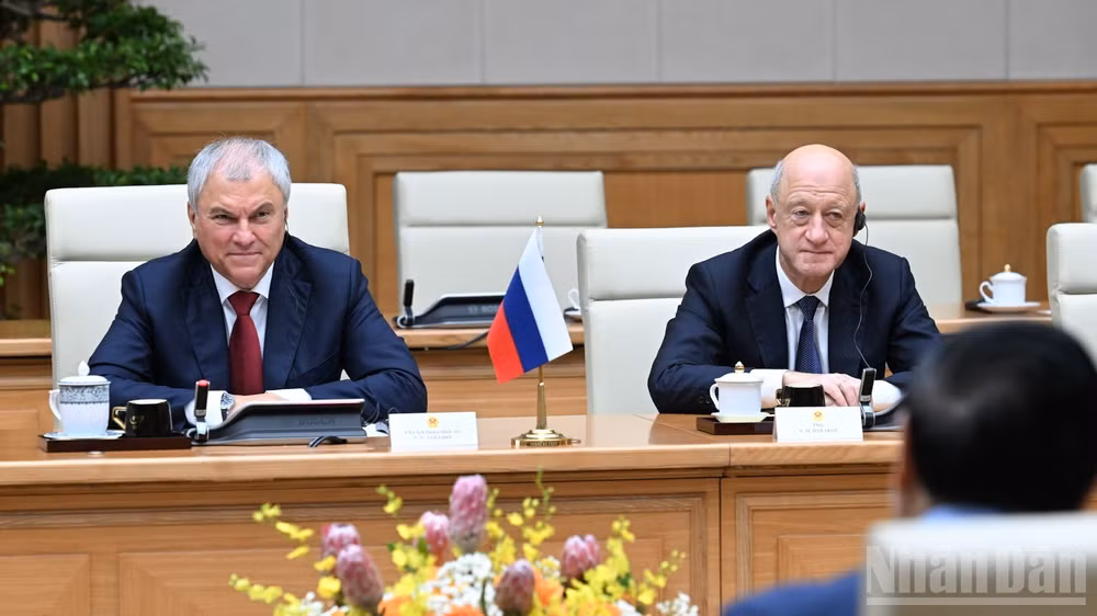 Chủ tịch Duma Quốc gia Quốc hội Liên bang Nga Vyacheslav Volodin phát biểu ý kiến tại buổi hội kiến. (Ảnh: Trần Hải)