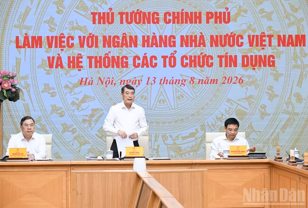 Thủ tướng Chính phủ Lê Minh Hưng chủ trì cuộc làm việc với Ngân hàng Nhà nước Việt Nam và hệ thống các tổ chức tín dụng. (Ảnh: Trần Hải)