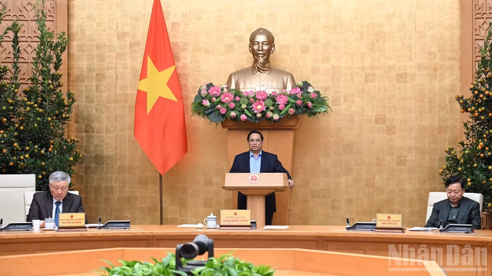 Thủ tướng Chính phủ Phạm Minh Chính chủ trì cuộc họp. (Ảnh: Trần Hải)