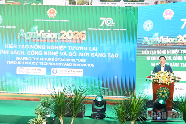 Thứ trưởng Nông nghiệp và Môi trường Nguyễn Quốc Trị phát biểu tại Hội thảo quốc tế “Kiến tạo Nông nghiệp tương lai từ Chính sách, Công nghệ và Đổi mới sáng tạo”.