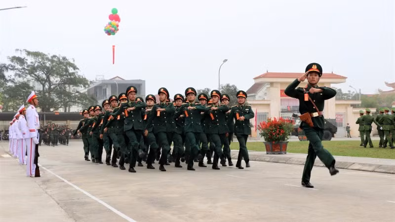 ra-quan-huan-luyennghe-anhoang-lam-7jpg-1772432211396-6292.jpg