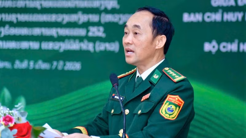 kn-4-6183.jpg