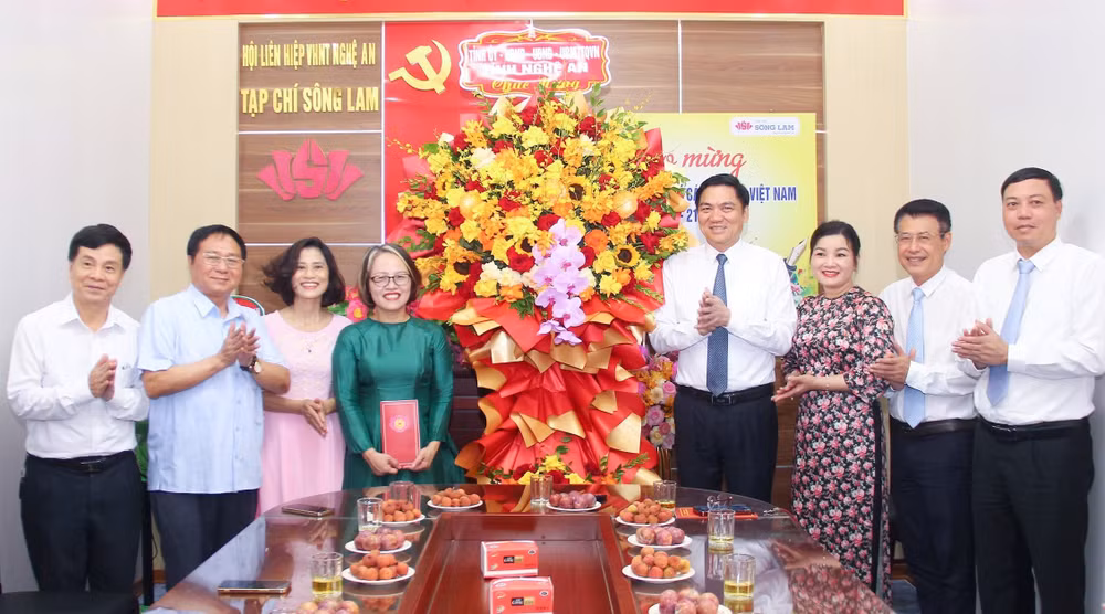 bna-doan-cong-tac-cua-tinh.jpg