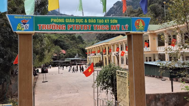 Đến cuối năm học 2025-2026, toàn tỉnh Nghệ An còn 1.528 cơ sở giáo dục mầm non, phổ thông và giáo dục thường xuyên.