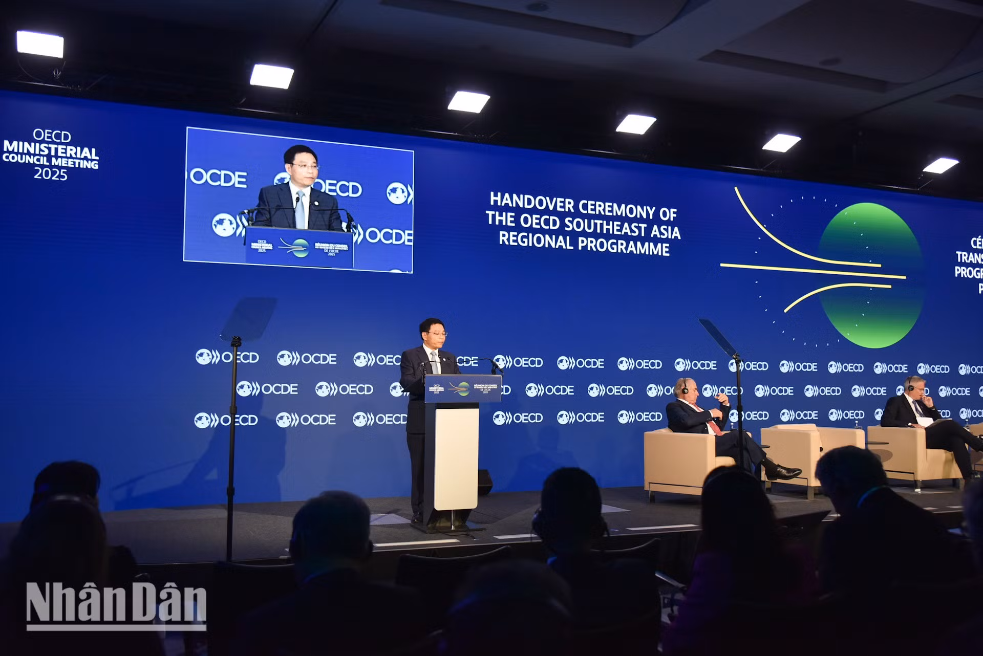 oecd-2025-duy-x-hoan-12.jpg