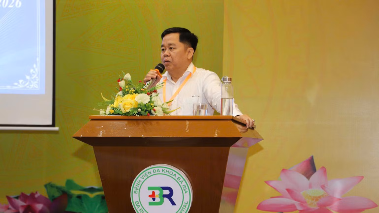 bsckii-tran-ngoc-trieu-giam-doc-benh-vien-da-khoa-ba-ria-phat-bieu-730.png