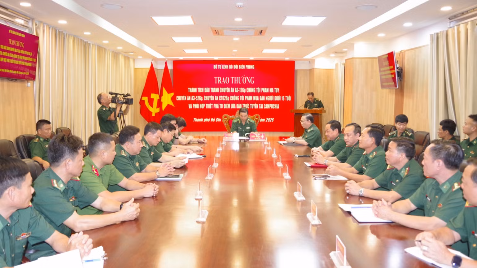 anh-1-3297.jpg