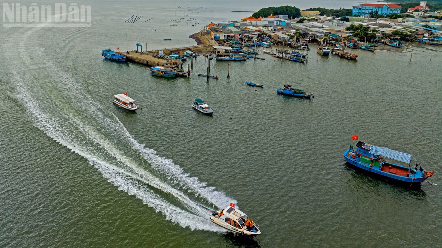 ndo_tl_dji-0500-1-8608.jpg