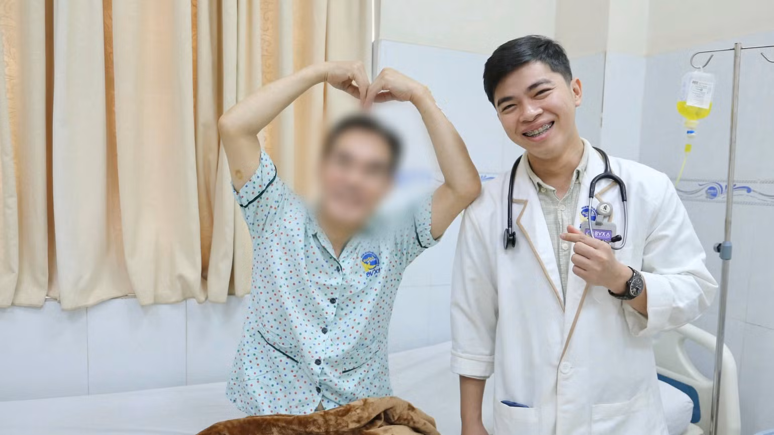3ded8612-3fe7-4cac-a69d-cb5aa7004bb4.jpg