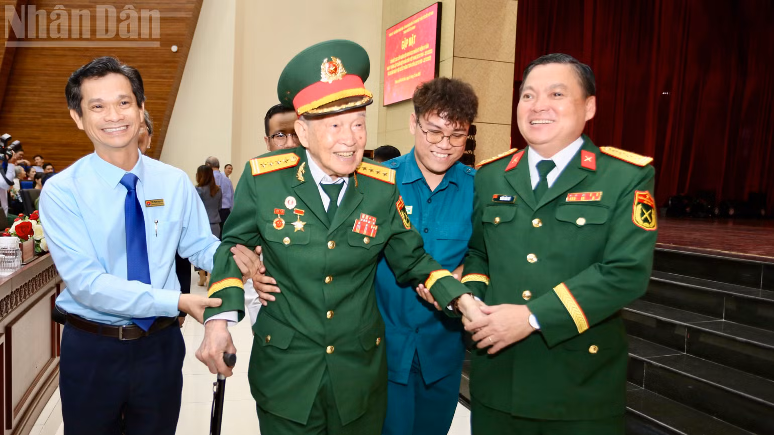 ndo_tl_img-6118.jpg
