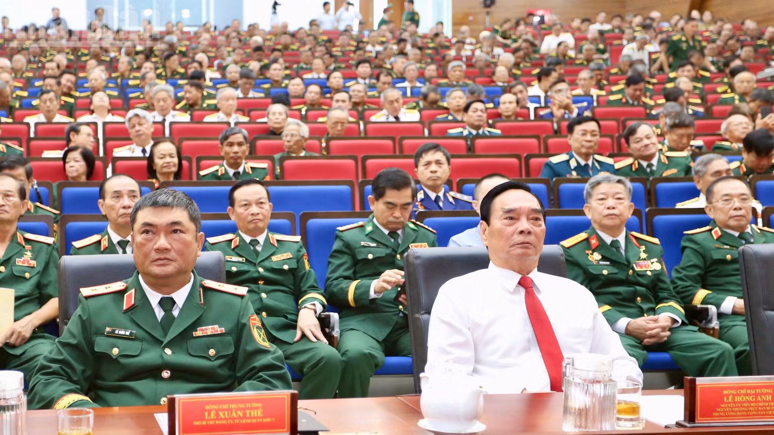 ndo_tl_img-6115.jpg