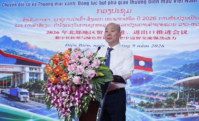 Đồng ch&iacute; Vũ B&aacute; Ph&uacute;, Cục trưởng X&uacute;c tiến thương mại, Bộ C&ocirc;ng Thương ph&aacute;t biểu tại hội nghị. (Ảnh: L&Ecirc; LAN)