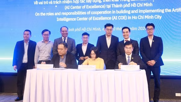 Ký kết biên bản ghi nhớ. (Ảnh: SIHUB)