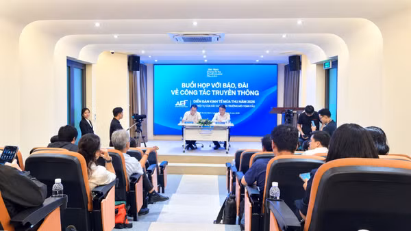 Quang cảnh cuộc họp trao đổi thông tin về AEF 2026. (Ảnh: CAO TÂN)
