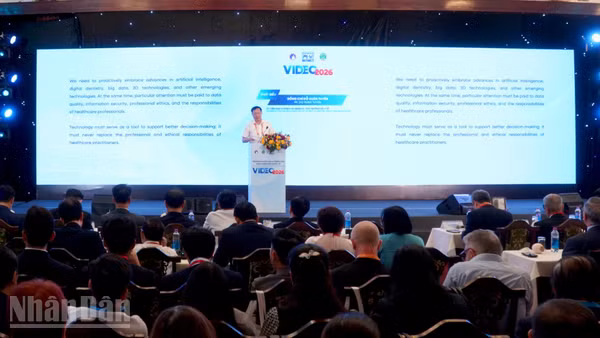 Quang cảnh khai mạc Hội nghị khoa học và triển lãm Răng Hàm Mặt quốc tế 2026. (Ảnh: KHANG ANH)