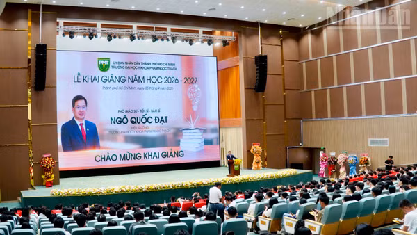 Quang cảnh lễ khai giảng năm học 2026-2027 tại Trường đại học Y khoa Phạm Ngọc Thạch. (Ảnh: THÀNH LÊ)