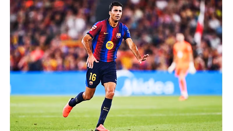 Rodri là mảnh ghép hoàn hảo để Barca sở hữu bộ khung trụ cột của tuyển Tây Ban Nha vừa vô địch World Cup.