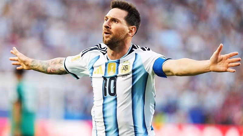 Vẫn là Messi