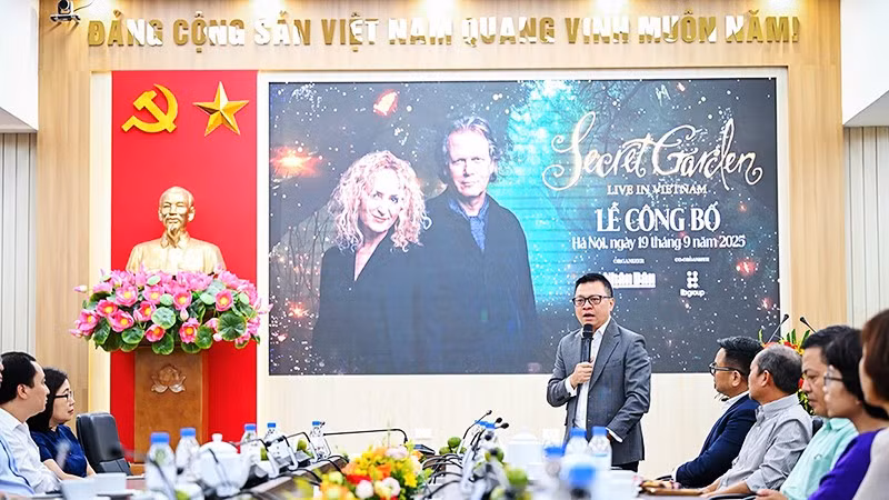 Đồng chí Lê Quốc Minh - Tổng Biên tập Báo Nhân Dân phát biểu tại Lễ công bố dự án âm nhạc “Good Morning Vietnam”. Ảnh: THÀNH ĐẠT